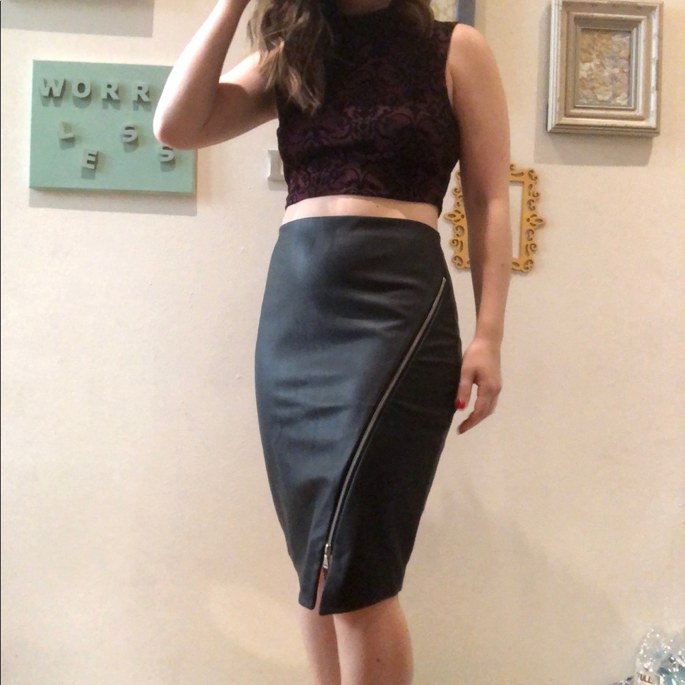 Sexy leather side zip pencil skirt